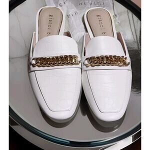 Gianni Bini Magley Mules White Leather Upper Leather Lining Size 11M Gold Accent